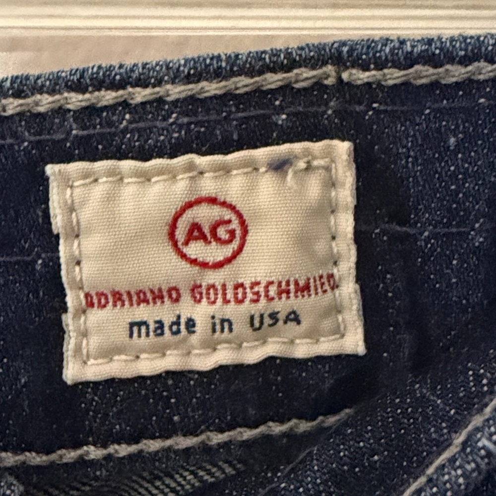 AG Adriano Goldschmied Women’s Indigo Relaxed Cropped Jeans - Picture 3 of 5